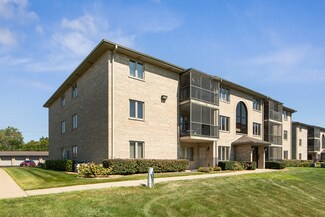 5125 W 139th Place Unit 604, Robbins, IL 60472