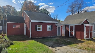 18 Laurel Ave, Sterling, MA 01564