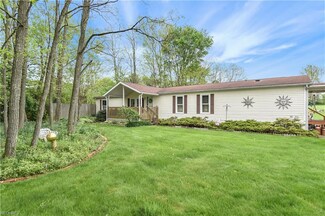 11067 Unity Rd, New Springfield, OH 44443