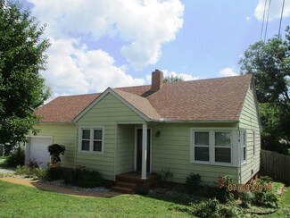 2405 S Rogers St, Bloomington, IN 47403