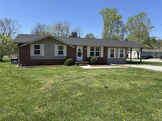 527 Swanee St, Lafayette, TN 37083