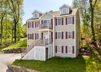 339 Butman Rd, Lowell, MA 01852