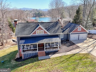520 Long View Dr, Hiawassee, GA 30546