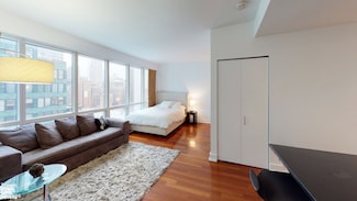 350 W 42nd St Unit 20I, New York, NY 10036