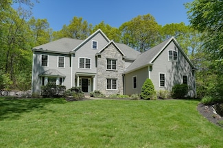 11 Quail Run, Bolton, MA 01740