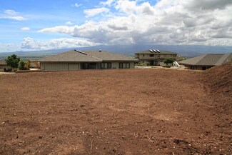 110 Moolu Cir, Wailuku, HI 96793