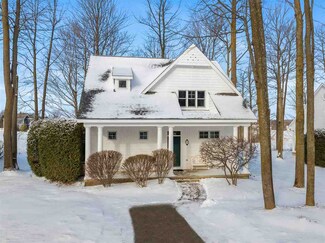 841 Crooked Tree Dr, Petoskey, MI 49770