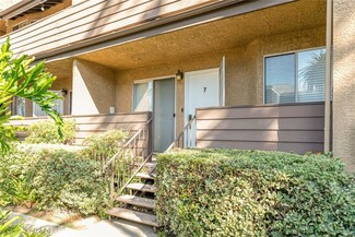 14839 Sherman Way, Van Nuys, CA 91405