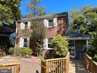 8315 Haddon Dr, Takoma Park, MD 20912