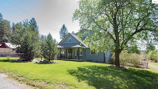 6616 Comanche St, Bonners Ferry, ID 83805