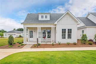 3048 Yards Ln, Opelika, AL 36801