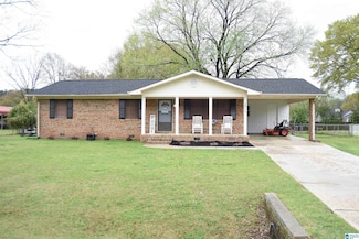 1311 Meadowbrook Ln, Oxford, AL 36203