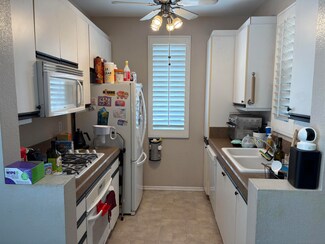 10915 Sabre Hill Dr Unit 362, San Diego, CA 92128