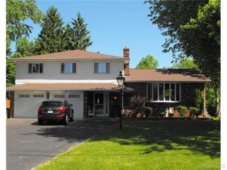399 Brentwood Dr, Youngstown, NY 14174