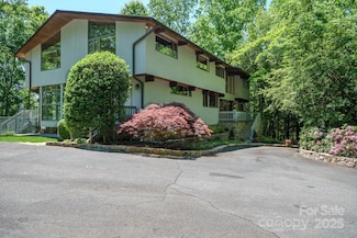 3165 Laurel Ridge Rd NW, Hickory, NC 28601