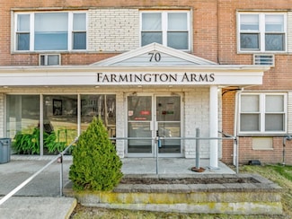 70 Farmington Ave Unit 1V, New London, CT 06320