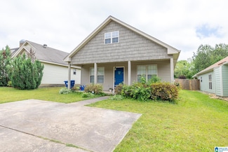 584 Fox Run Cir, Pell City, AL 35125