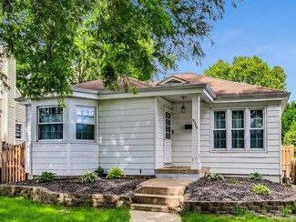 9235 S Central Park Ave, Evergreen Park, IL 60805