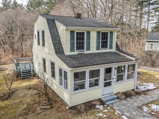 105 South St, Foxboro, MA 02035