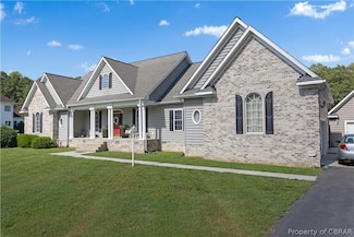 9466 Chapman Forest Ln, Gloucester, VA 23061