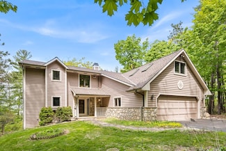 5997 Bluff Ledge Rd, Sturgeon Bay, WI 54235