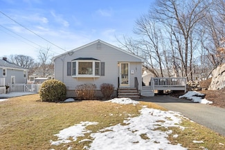 33 Bickford St, Lynn, MA 01904