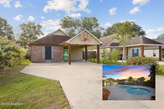 303 Wexford St, Carencro, LA 70520