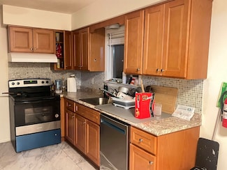 607 Sussex St Unit 2, Harrison, NJ 07029