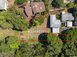 1758-A Gulick Ave, Honolulu, HI 96819