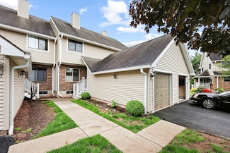 271 Foxboro Dr Unit 271, Newington, CT 06111