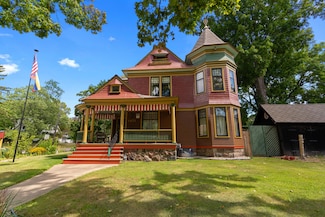 1401 Greenwood Ave, Jackson, MI 49203