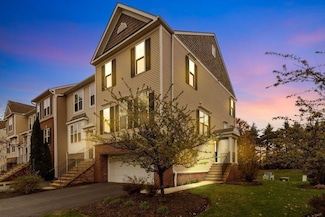 6165 Cenpac Ave, Columbus, OH 43213