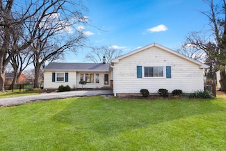 12217 S 68th Ct, Palos Heights, IL 60463