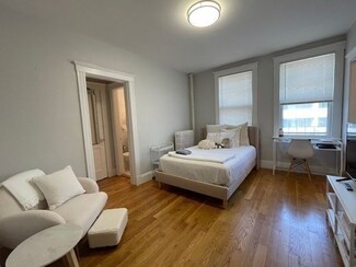 32 Sidlaw Rd Unit 15, Brighton, MA 02135