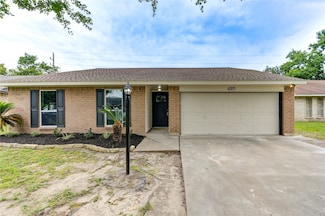 4511 Tealgate Dr, Spring, TX 77373