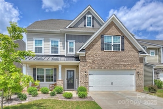 3028 Virginia Trail Ct, Fort Mill, SC 29715