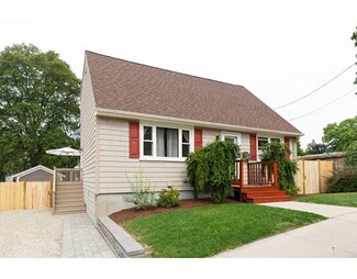 180 Colfax St, Fall River, MA 02720