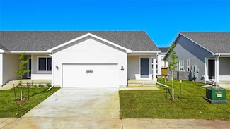 722 Caliburn St, Pleasant Hill, IA 50327