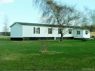 11980 North Rd, Freedom, NY 14065
