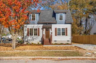 301 E Waddell St, Selma, NC 27576