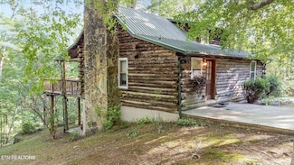 258 Marina Ln, Lafollette, TN 37766