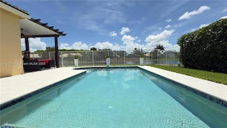4221 Laurel Ridge Cir, Weston, FL 33331