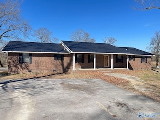 1894 County Road 76, Fyffe, AL 35971