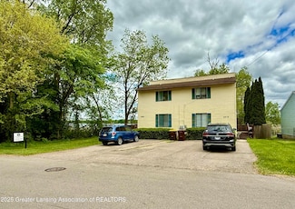 5880 Shaw St, Haslett, MI 48840