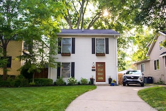 417 Curry Ave, Royal Oak, MI 48067