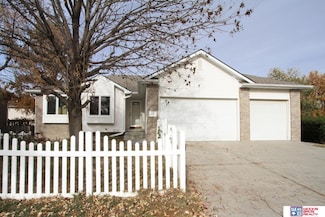 1840 Chloe Ln, Lincoln, NE 68512