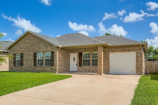 4909 Henry St, Greenville, TX 75401