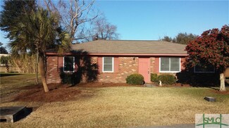 3016 Young Ave, Savannah, GA 31404