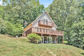 1230 Kaseys Lakeview Dr, Moneta, VA 24121
