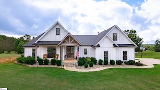 2015 Walhalla Hwy, Pickens, SC 29671